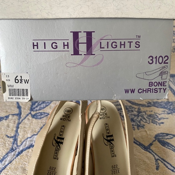 Highlights I Payless I Christy I Slingbacks I Bone - Picture 2 of 16